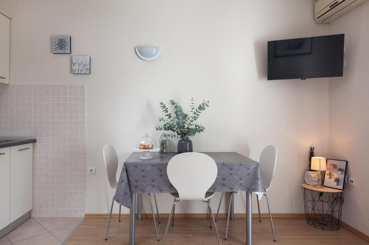 Sea View Ela Apartments Podgora Eksteriør billede